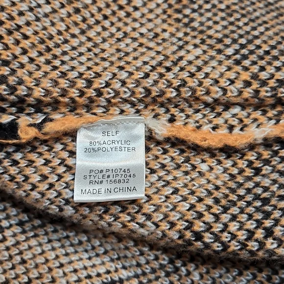 Bibi Aztec sweater Size S - Picture 9 of 11